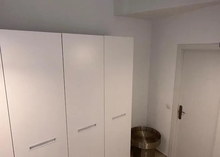 Exklusiv With Sea View And Pool In Villa *