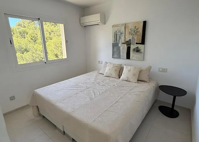 Exklusiv With Sea View And Pool In